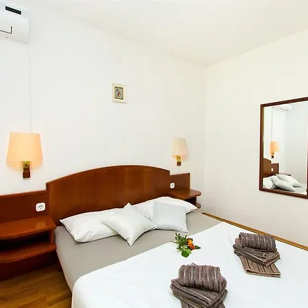 Teddy Bear דירה טרוגיר