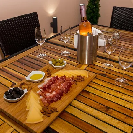 דירה Teddy Bear טרוגיר